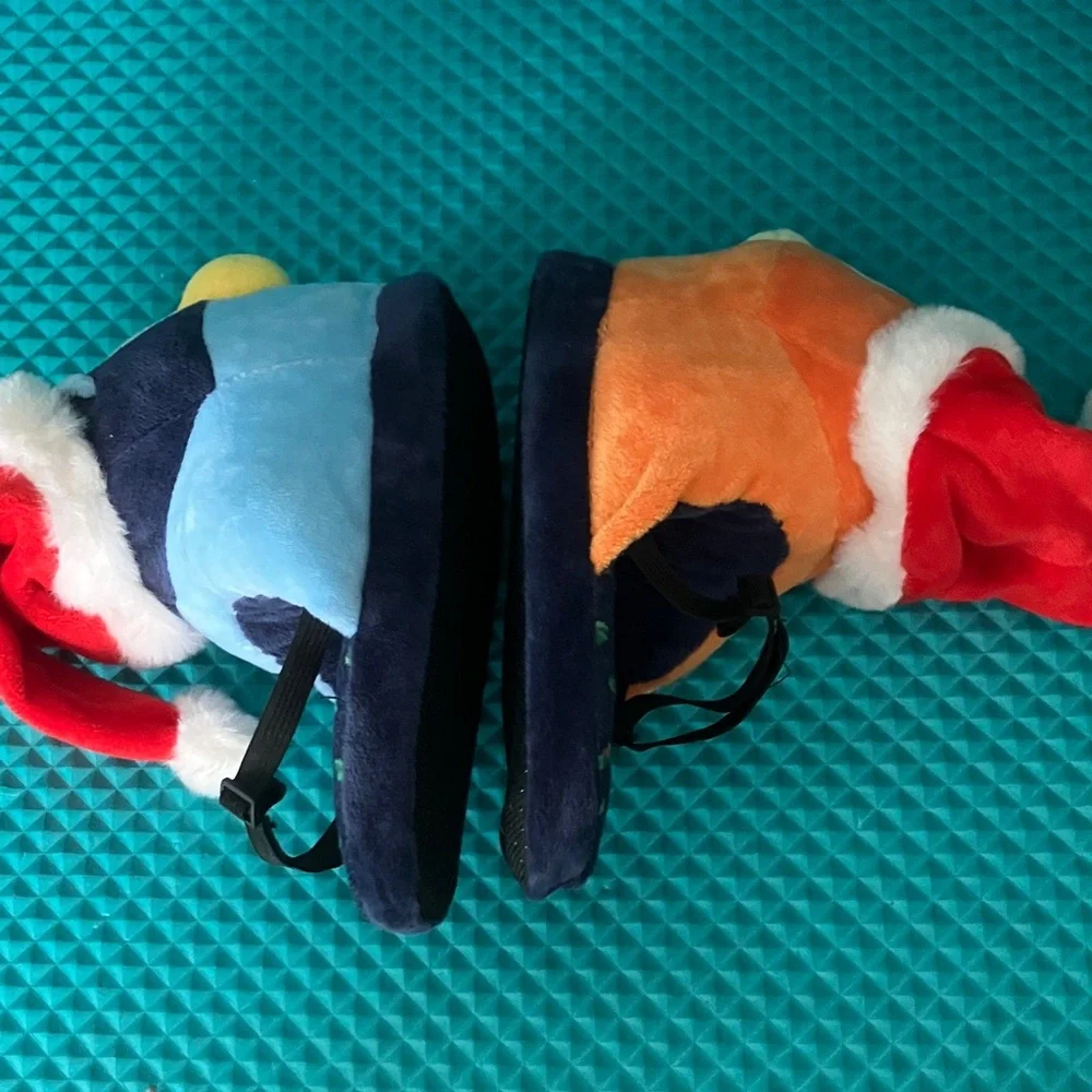 BLUEY Bluey and Bingo 3D Holiday Plush Slipper / Little Kid | 13 - 1